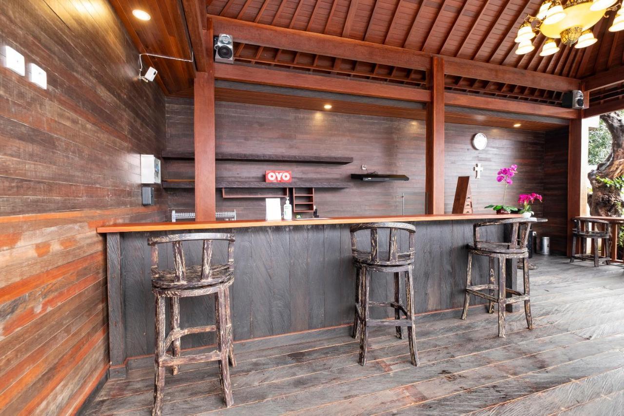 Oyo 3716 Dijobi Hotel Sempidi Ngoại thất bức ảnh