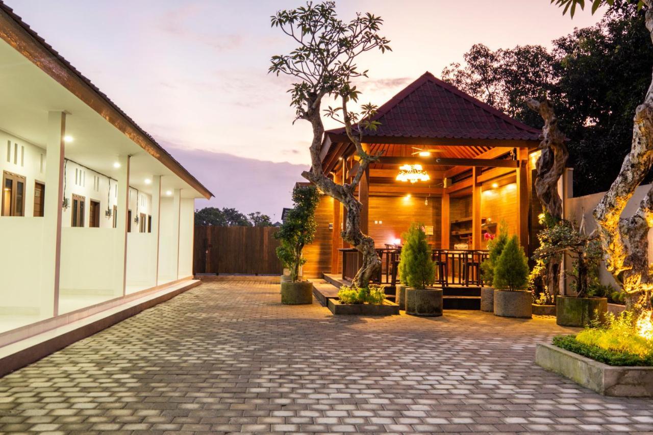 Oyo 3716 Dijobi Hotel Sempidi Ngoại thất bức ảnh